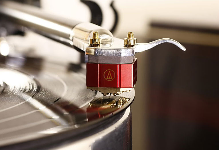 Audio-Technica AT33EV по цене 53&nbsp;760 ₽