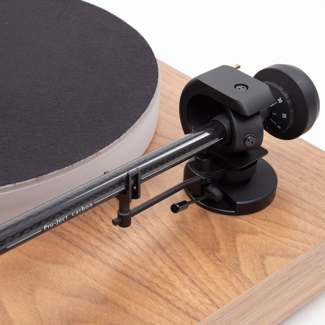 Pro-Ject X2 B Quintet Red Real Wood Walnut по цене 158&nbsp;470 ₽