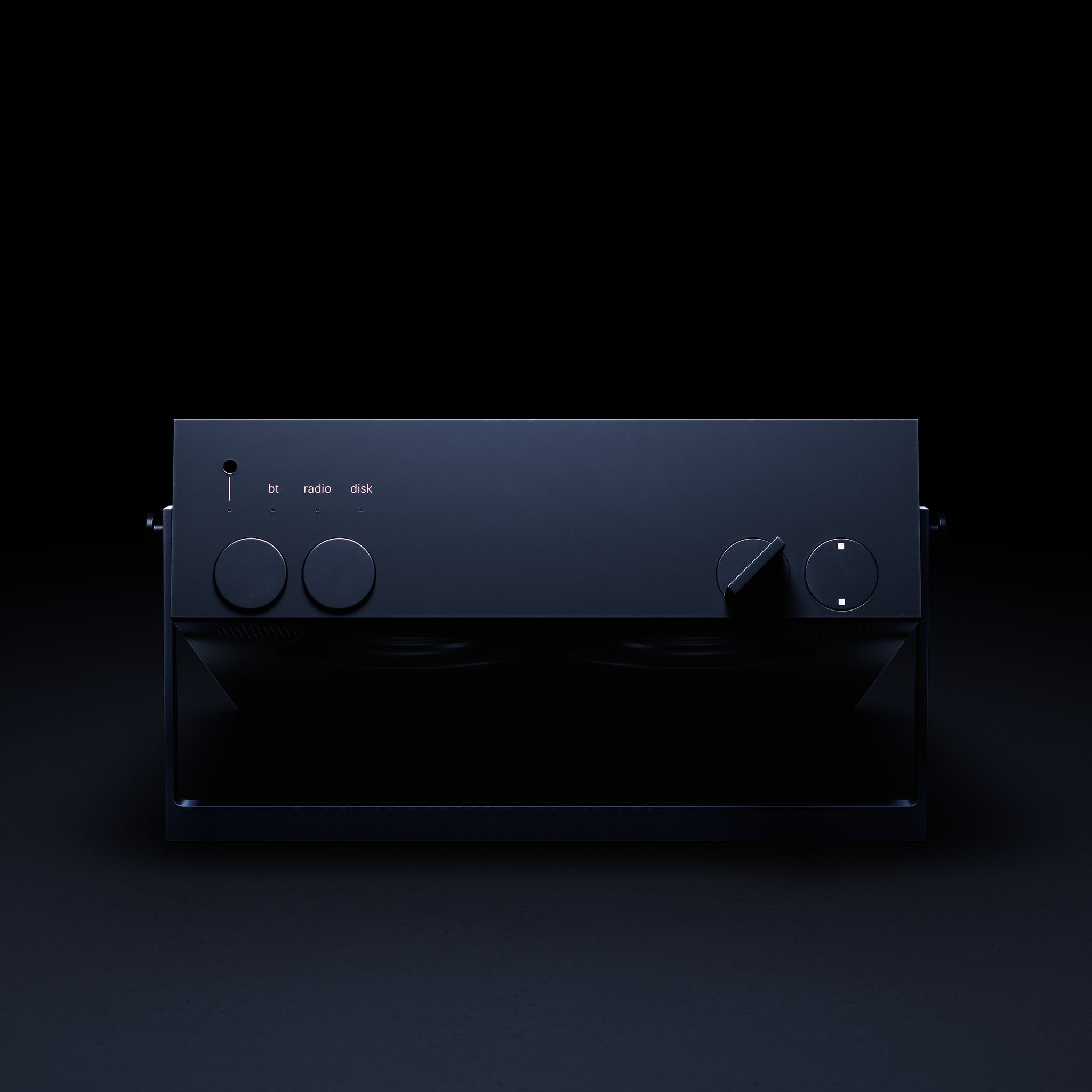 Teenage Engineering OB-4 Black по цене 58&nbsp;880 ₽