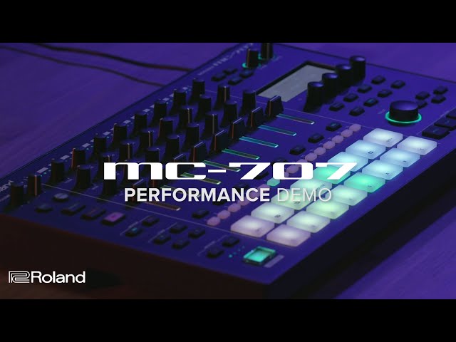 Roland MC-707 по цене 125&nbsp;040 ₽