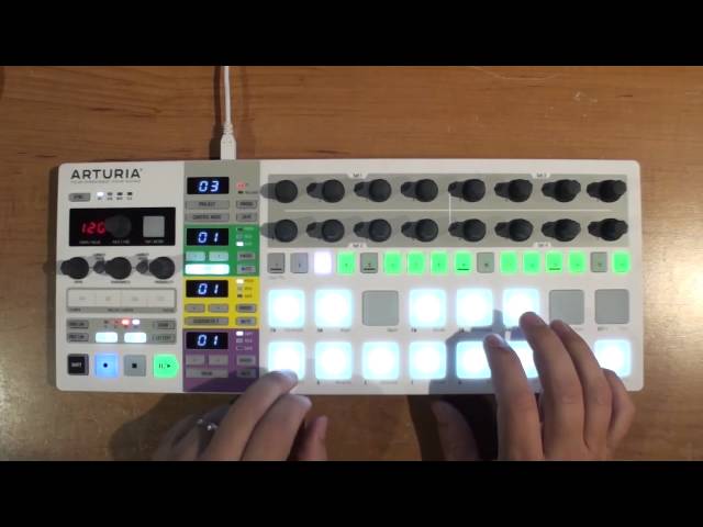Arturia BeatStep Pro по цене 27&nbsp;190 ₽