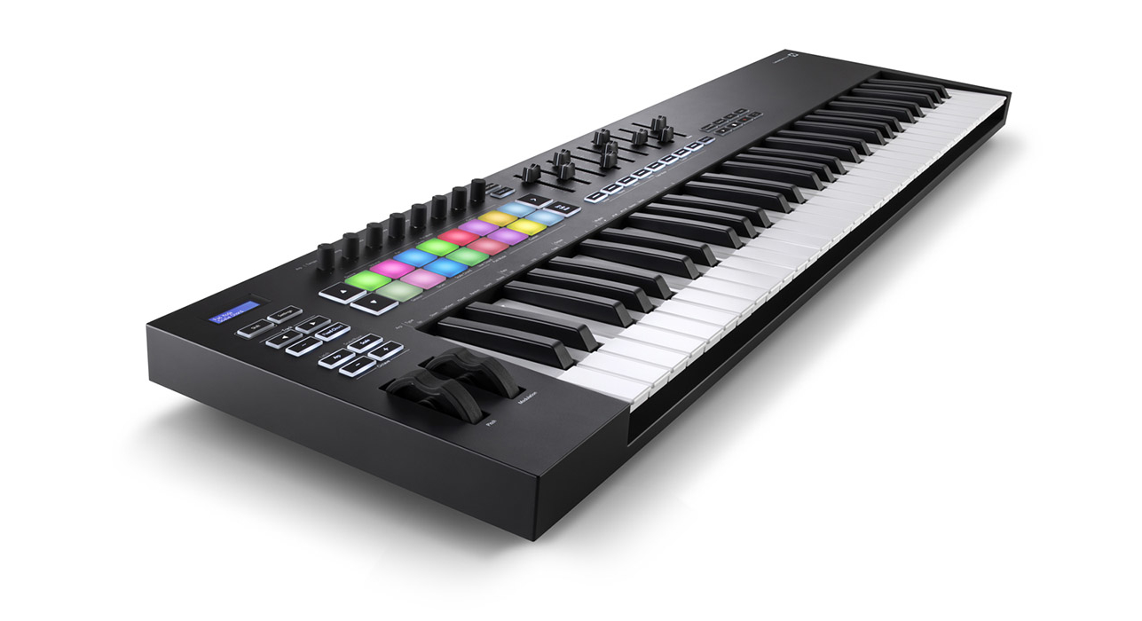 Novation Launchkey 61 MK3 по цене 30&nbsp;620 ₽