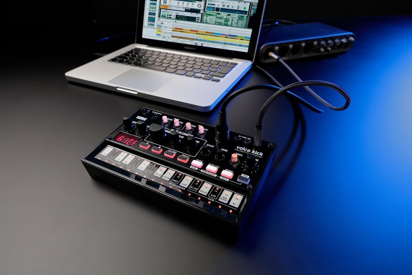 Korg Volca Kick по цене 19&nbsp;890 ₽