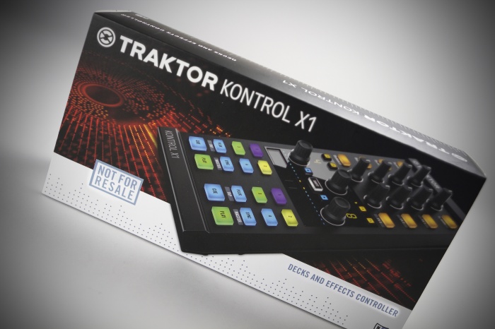 ОБЗОР: Traktor Kontrol X1 MK2 DJ controller ОБЗОР: Traktor Kontrol X1 MK2 DJ controller