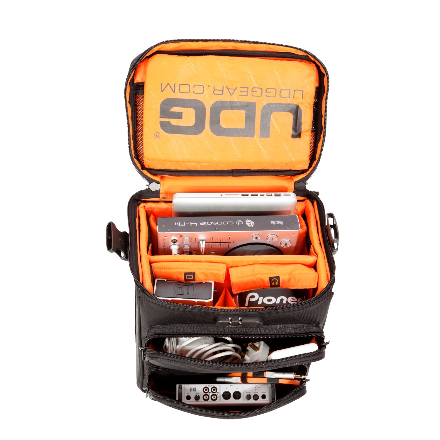 UDG Ultimate Digi Trolley To Go Black/Orange Inside по цене 16&nbsp;100 ₽