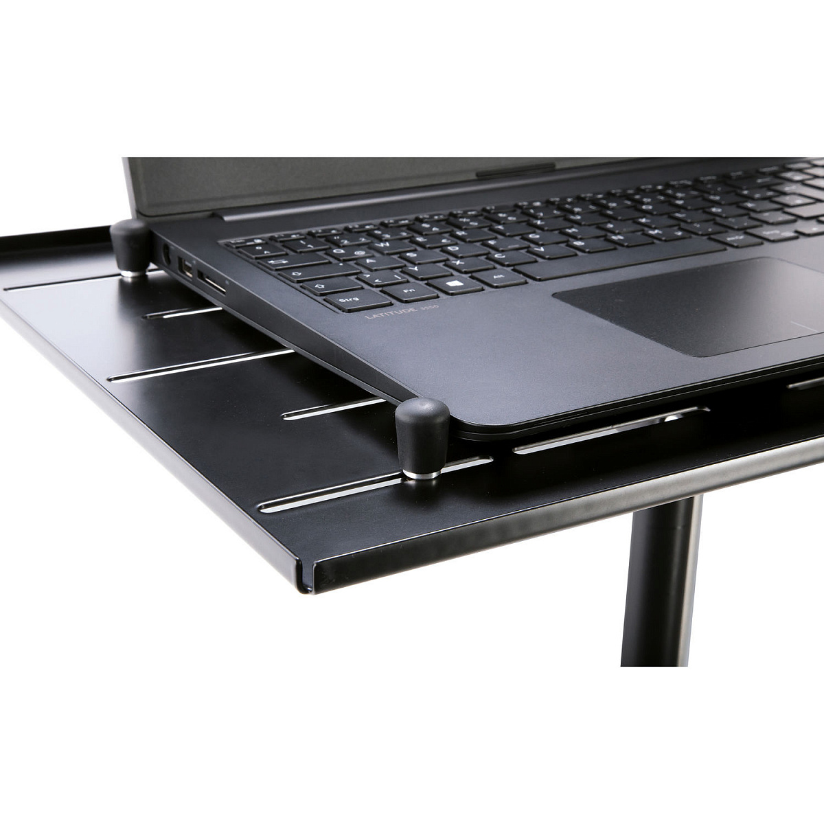 K&M 12185-000-55 по цене 12&nbsp;470 ₽