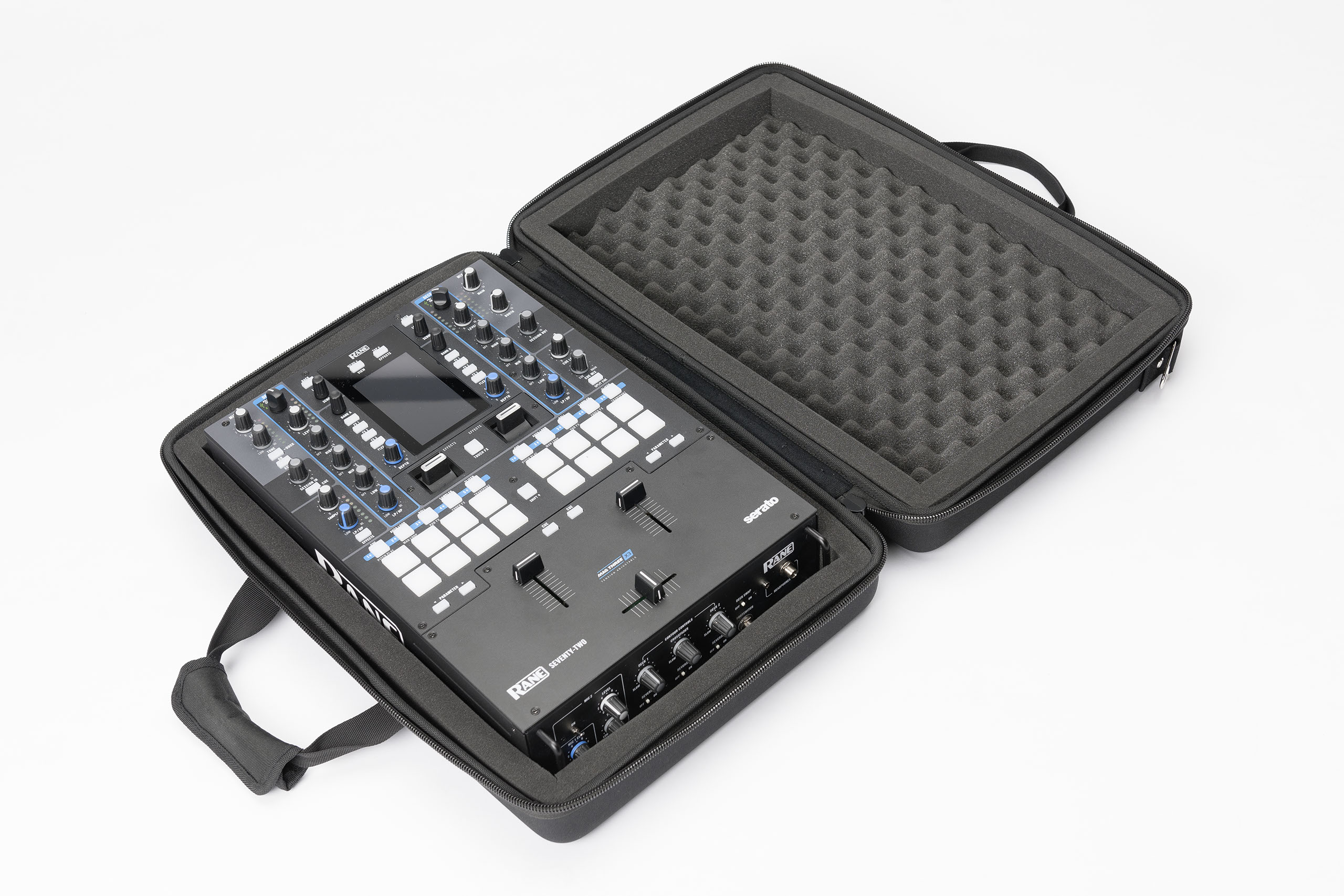 Magma CTRL Case Seventy-Two black/black по цене 10&nbsp;330 ₽