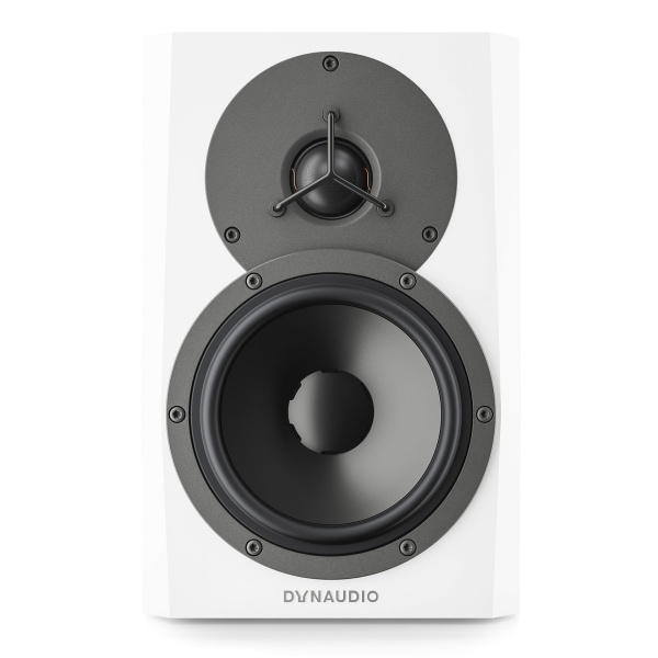 Dynaudio LYD-5 по цене 41&nbsp;590 ₽