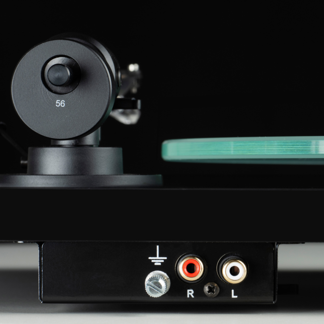 Pro-Ject T1 Evo Phono OM10 Gloss Black по цене 69&nbsp;450 ₽