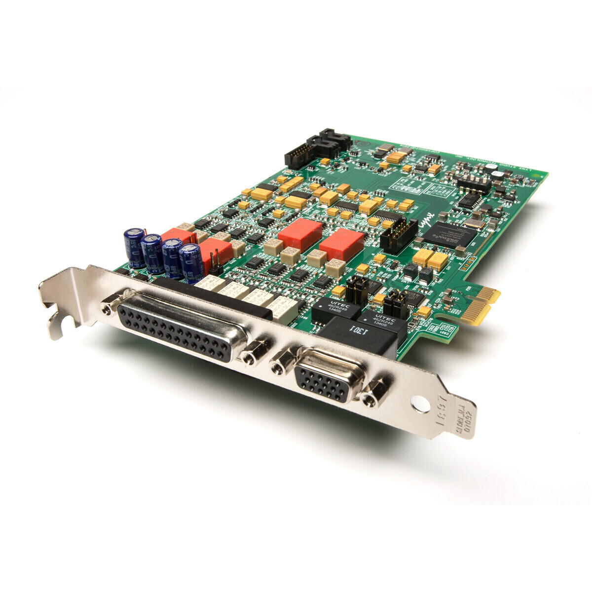 Lynx Studio E44 по цене 105&nbsp;740 ₽