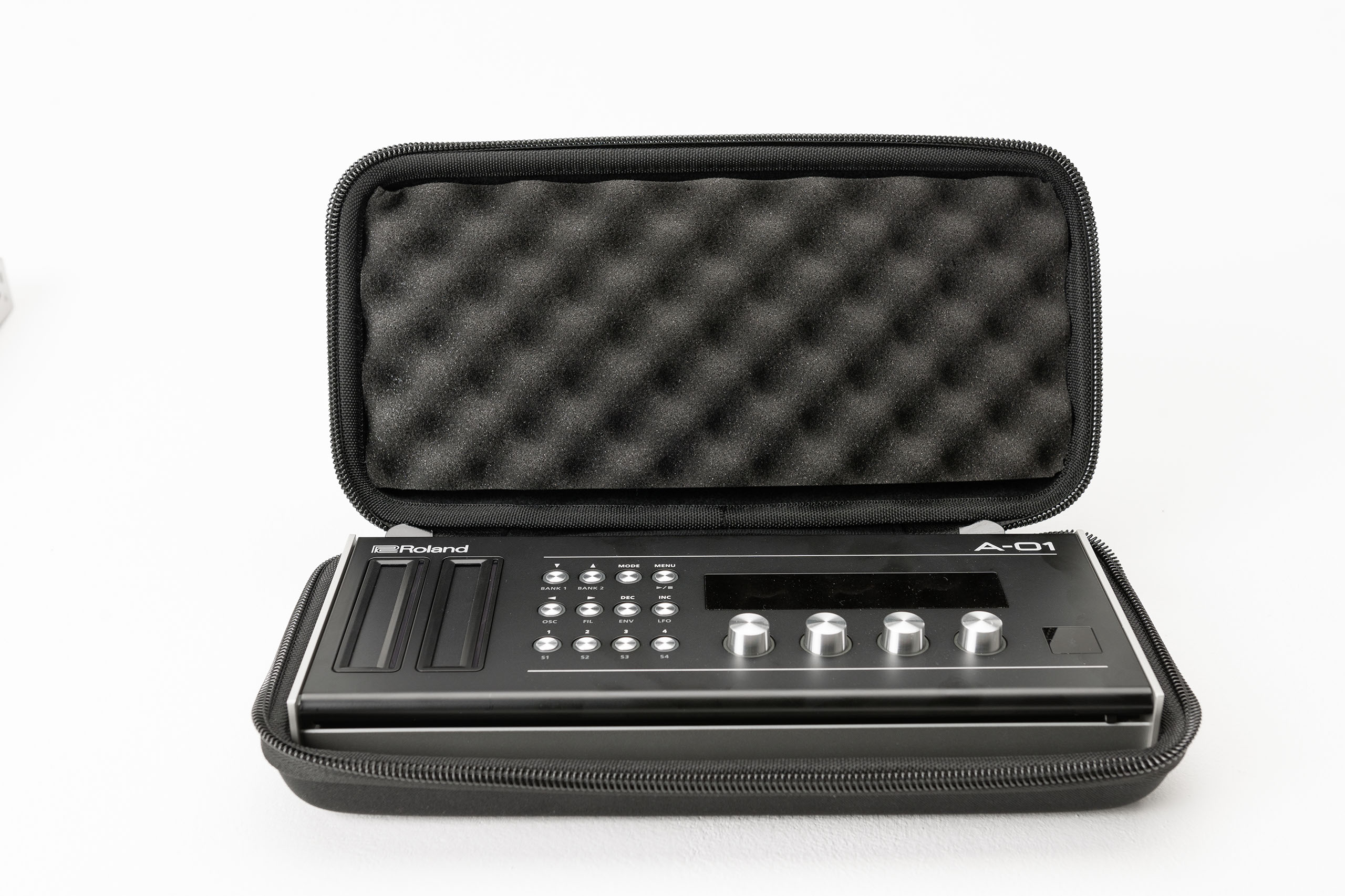 Magma CTRL Case Boutique Dock black/black по цене 3&nbsp;430 ₽