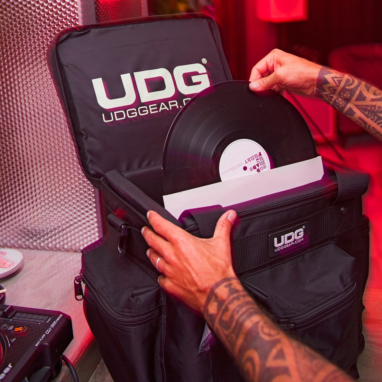 UDG Ultimate SoftBag LP 90 Large Black по цене 14&nbsp;370 ₽