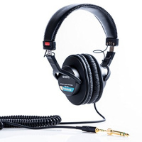 Sony MDR-7506 по цене 12&nbsp;850 ₽