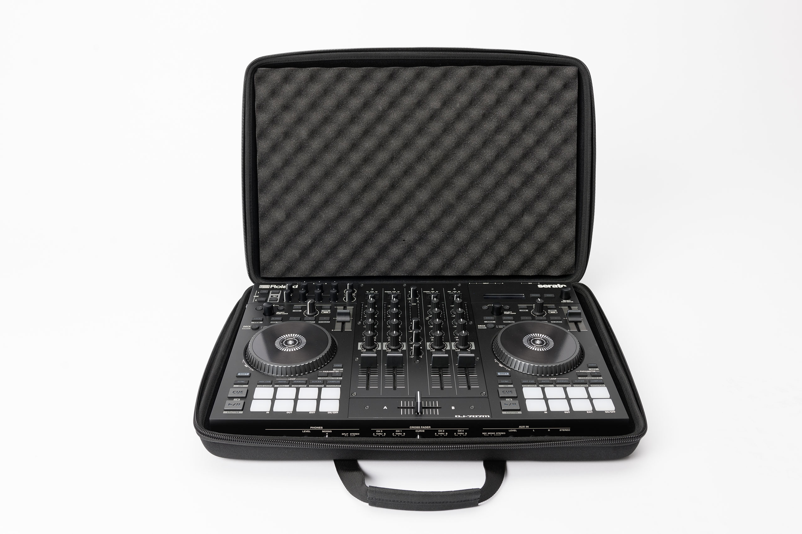 Magma CTRL Case DJ-707 black/black по цене 8&nbsp;030 ₽
