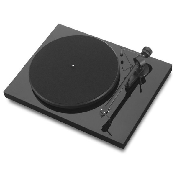 Pro-Ject Debut 3 DC Black OM5e по цене 40&nbsp;490 ₽