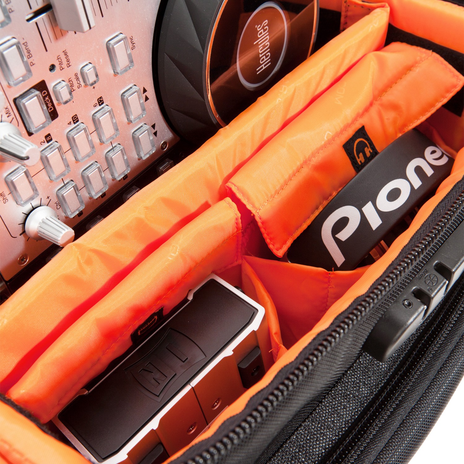 UDG Ultimate Digi Trolley To Go Black/Orange Inside по цене 16&nbsp;100 ₽