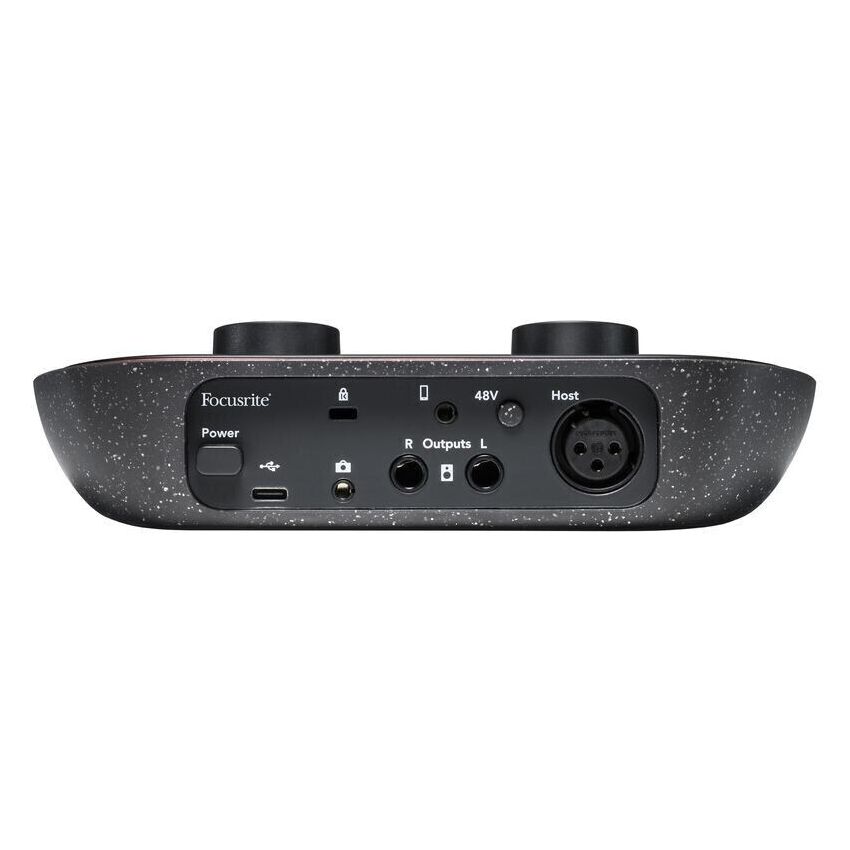 Focusrite Vocaster One по цене 30&nbsp;000 ₽