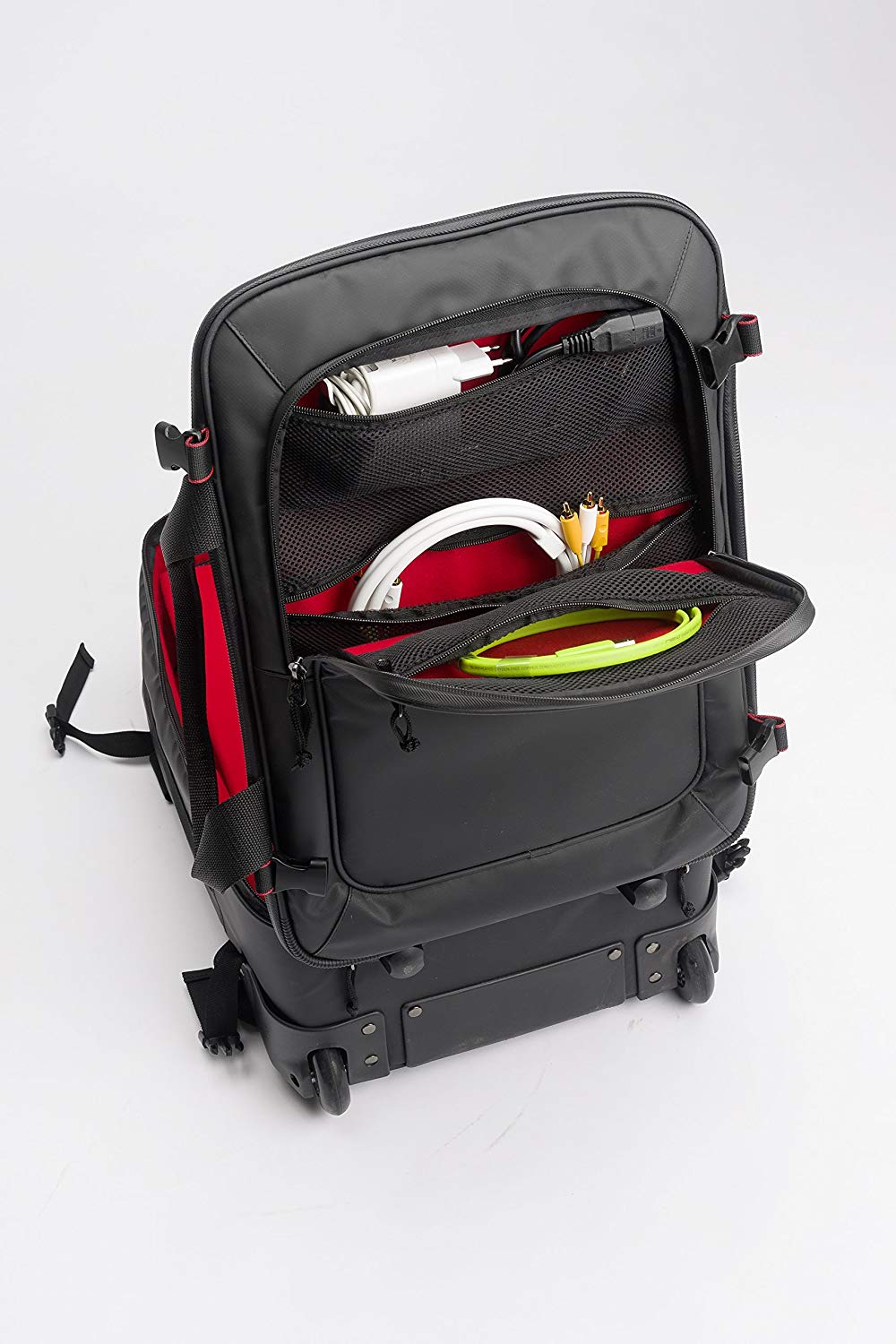 Magma RIOT Carry-On Trolley по цене 29&nbsp;880 ₽