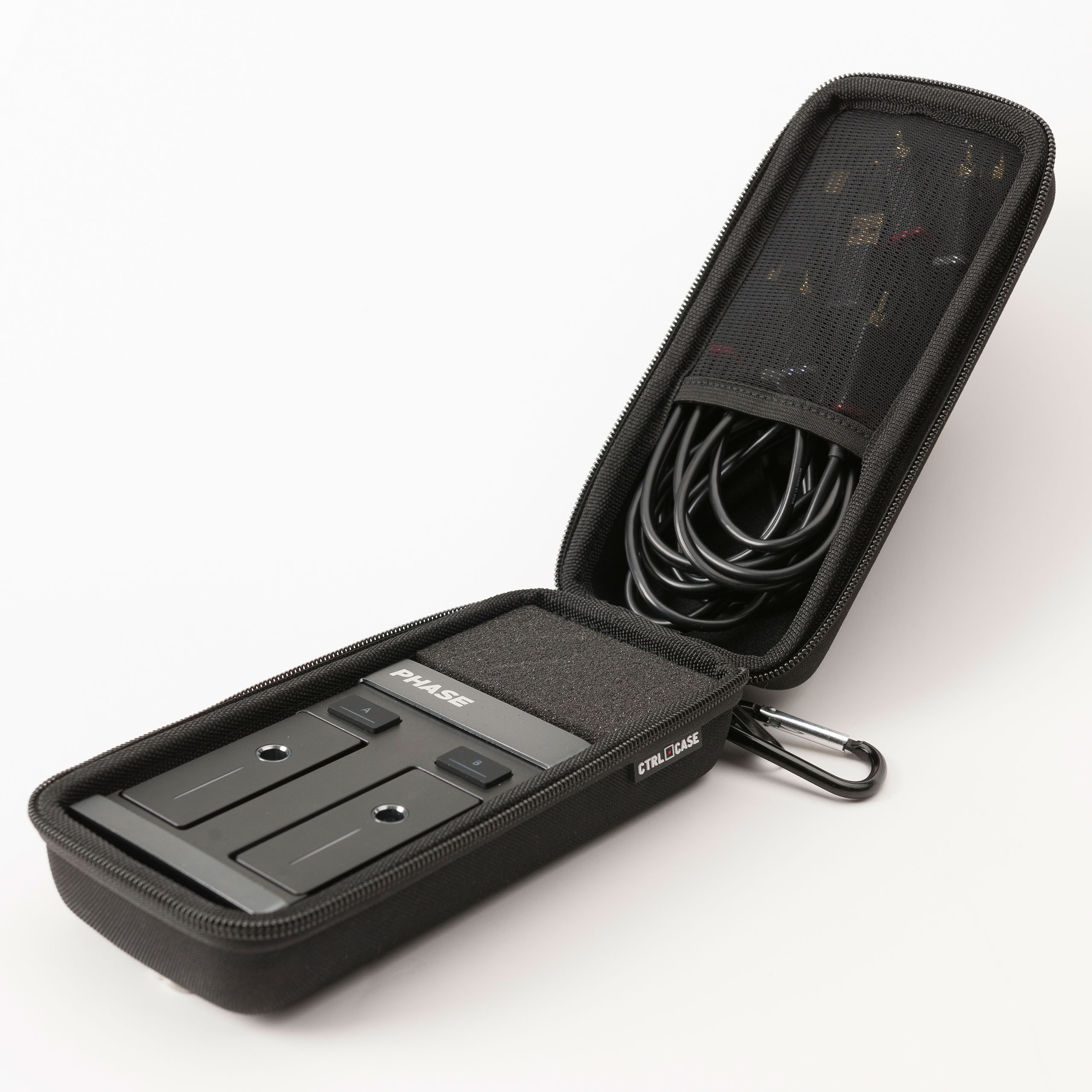 Magma CTRL Case Phase black/black по цене 2&nbsp;280 ₽