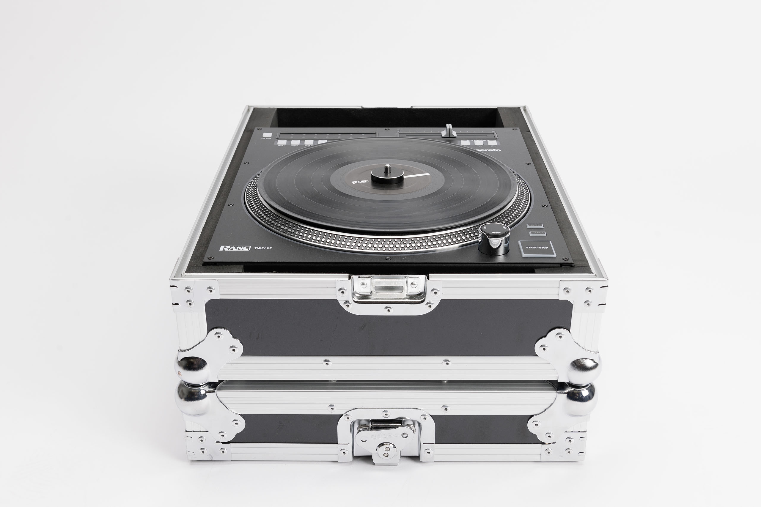 Magma DJ-Controller Case Twelve black/silver по цене 25&nbsp;150 ₽