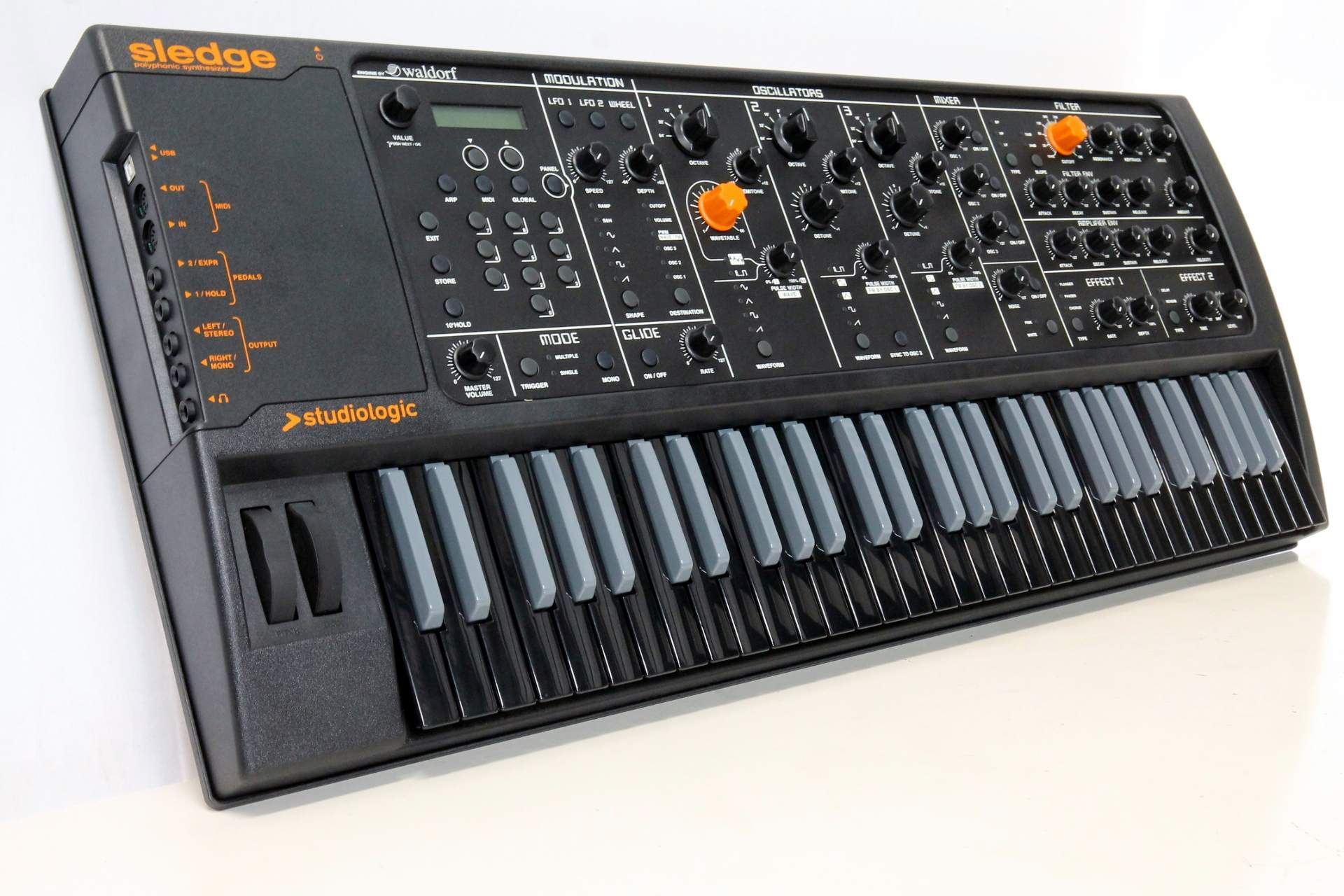 Studiologic Sledge 2.0 Black Edition по цене 115&nbsp;230 ₽