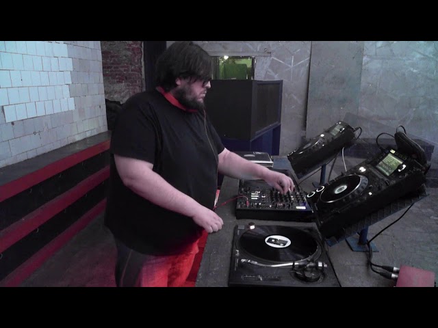 FORCE MCC-02/1,5 MIDI кабель по цене 440 ₽