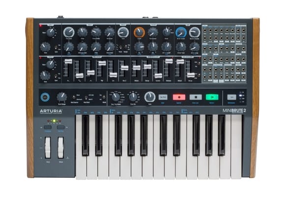 Arturia MiniBrute 2 по цене 79&nbsp;380 ₽