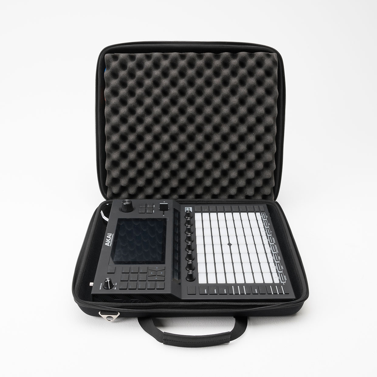 Magma CTRL Case Force black/black по цене 9&nbsp;180 ₽