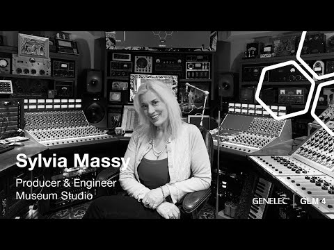 Behringer Studio M по цене 5&nbsp;900 ₽