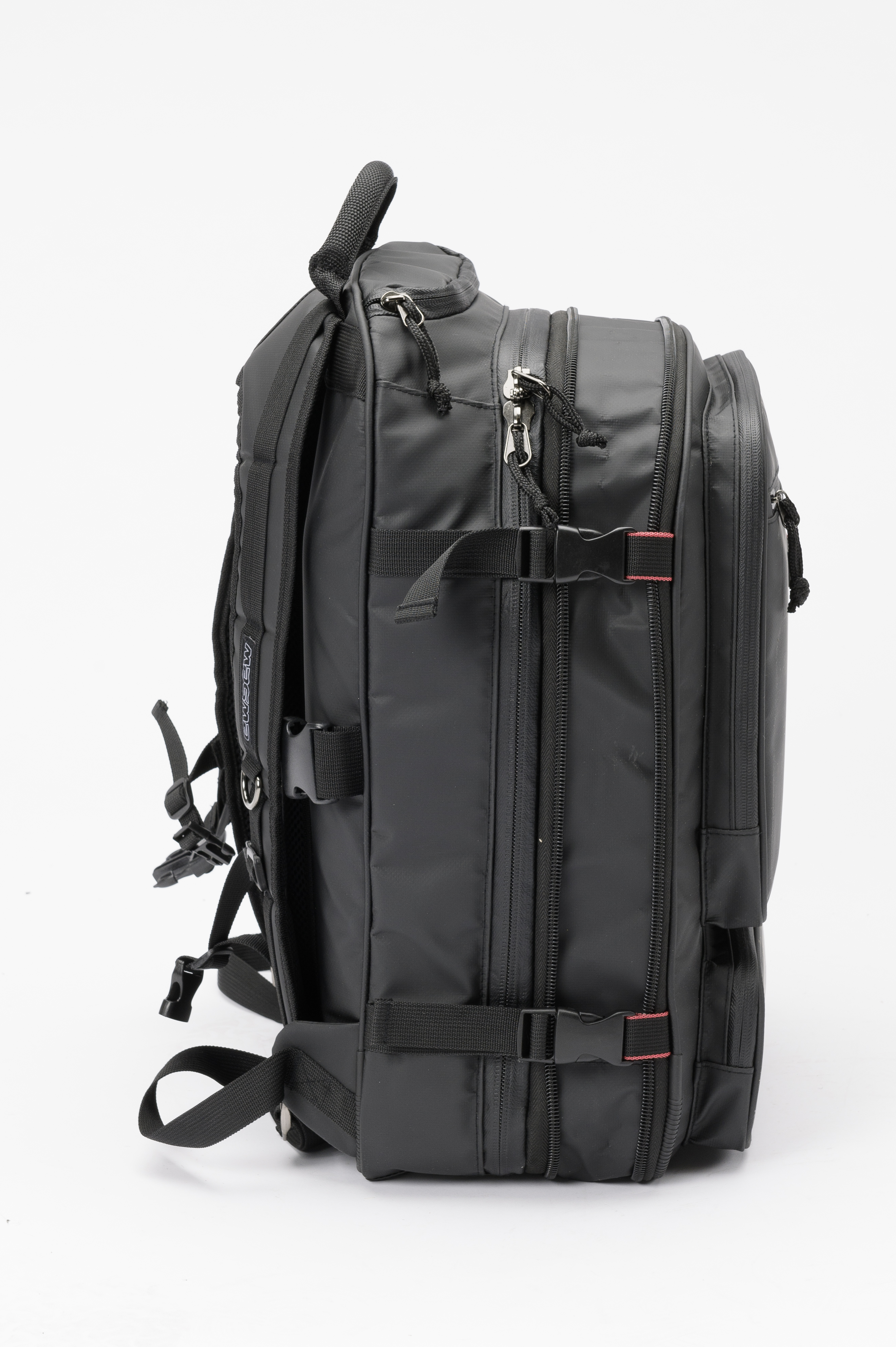 Magma RIOT DJ-Backpack black/red по цене 18&nbsp;960 ₽