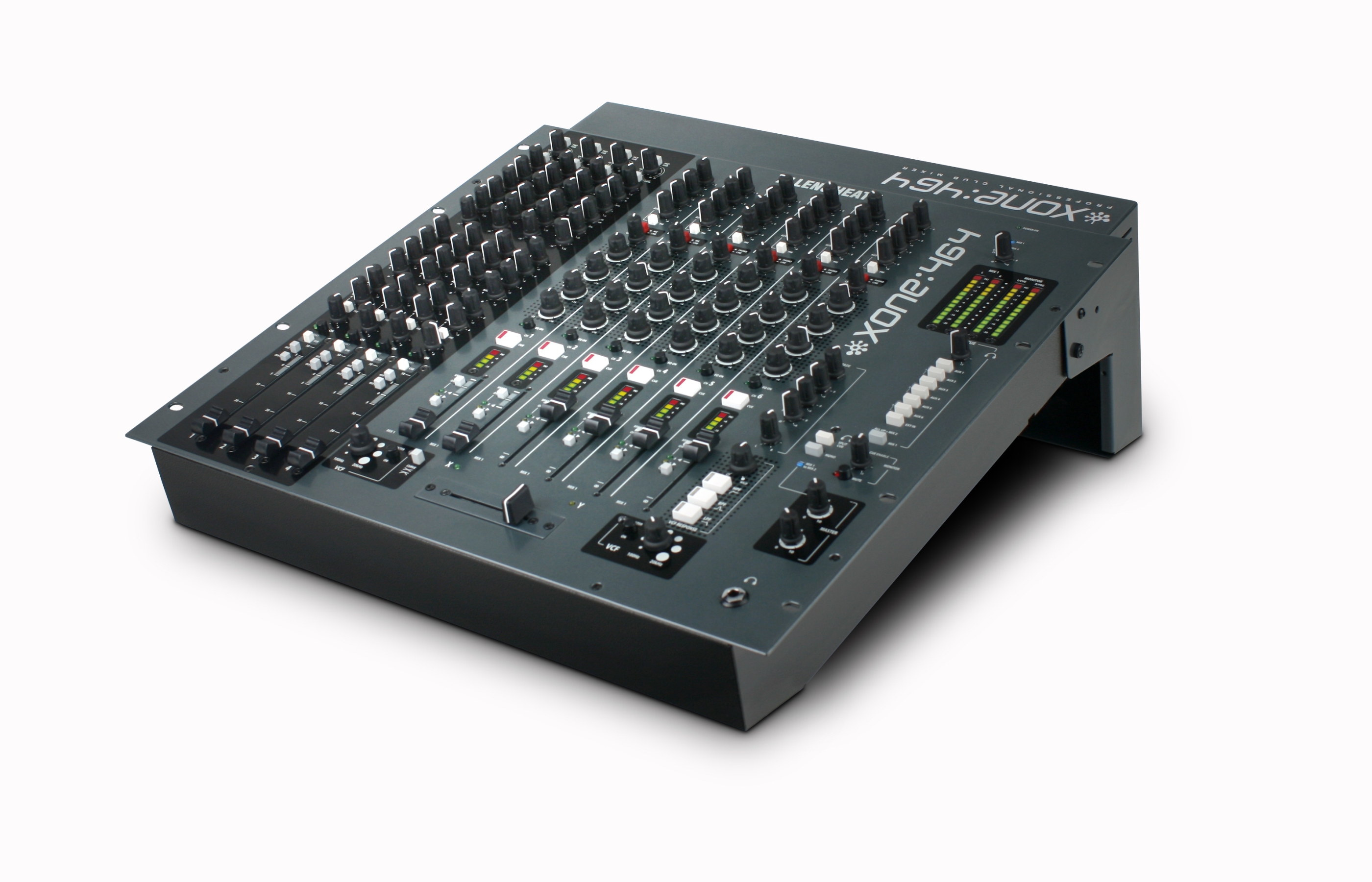 Allen & Heath XONE:464 по цене 181&nbsp;440 ₽