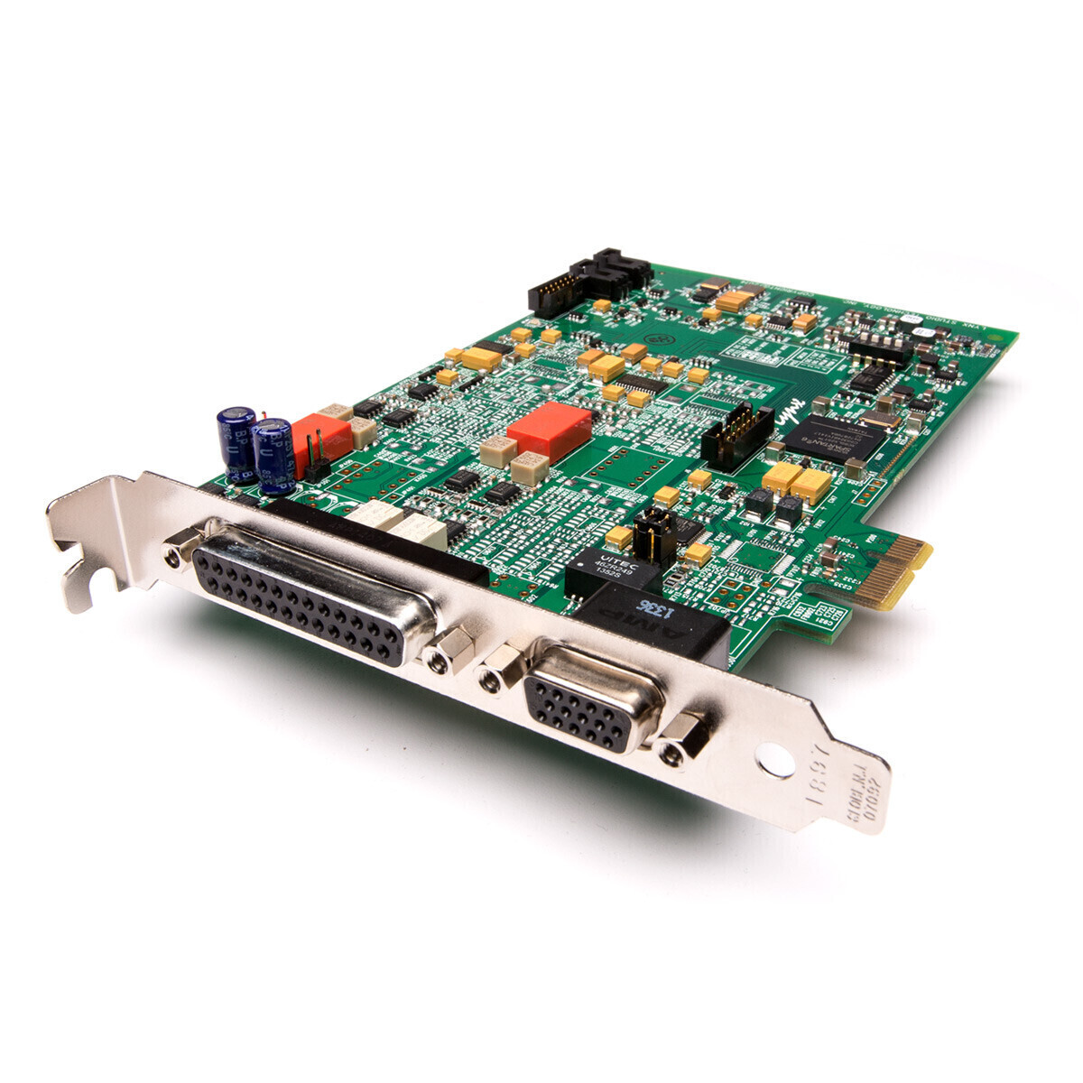 Lynx Studio E22 по цене 83&nbsp;820 ₽