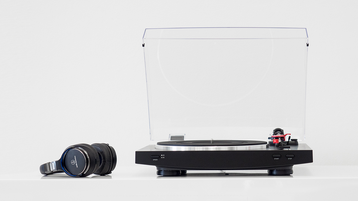 Audio-Technica AT-LP3 BK по цене 37&nbsp;400 ₽