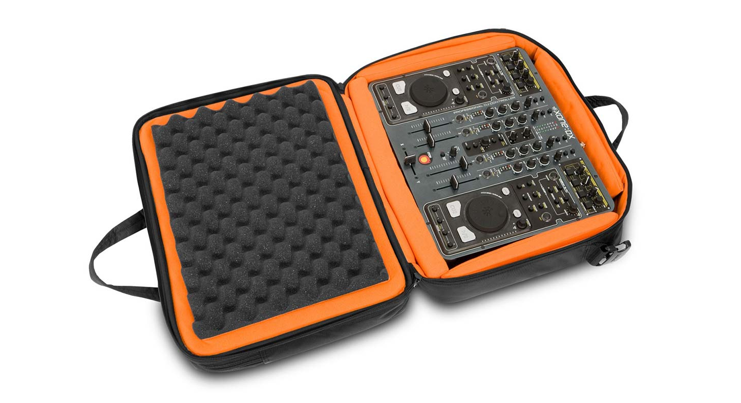 UDG Ultimate MIDI Controller SlingBag Medium Black/Orange по цене 13&nbsp;800 ₽