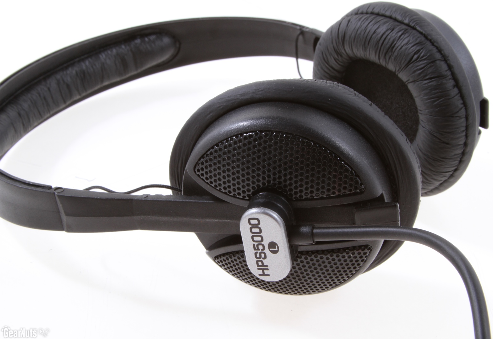 Behringer HPS5000 по цене 1&nbsp;800 ₽