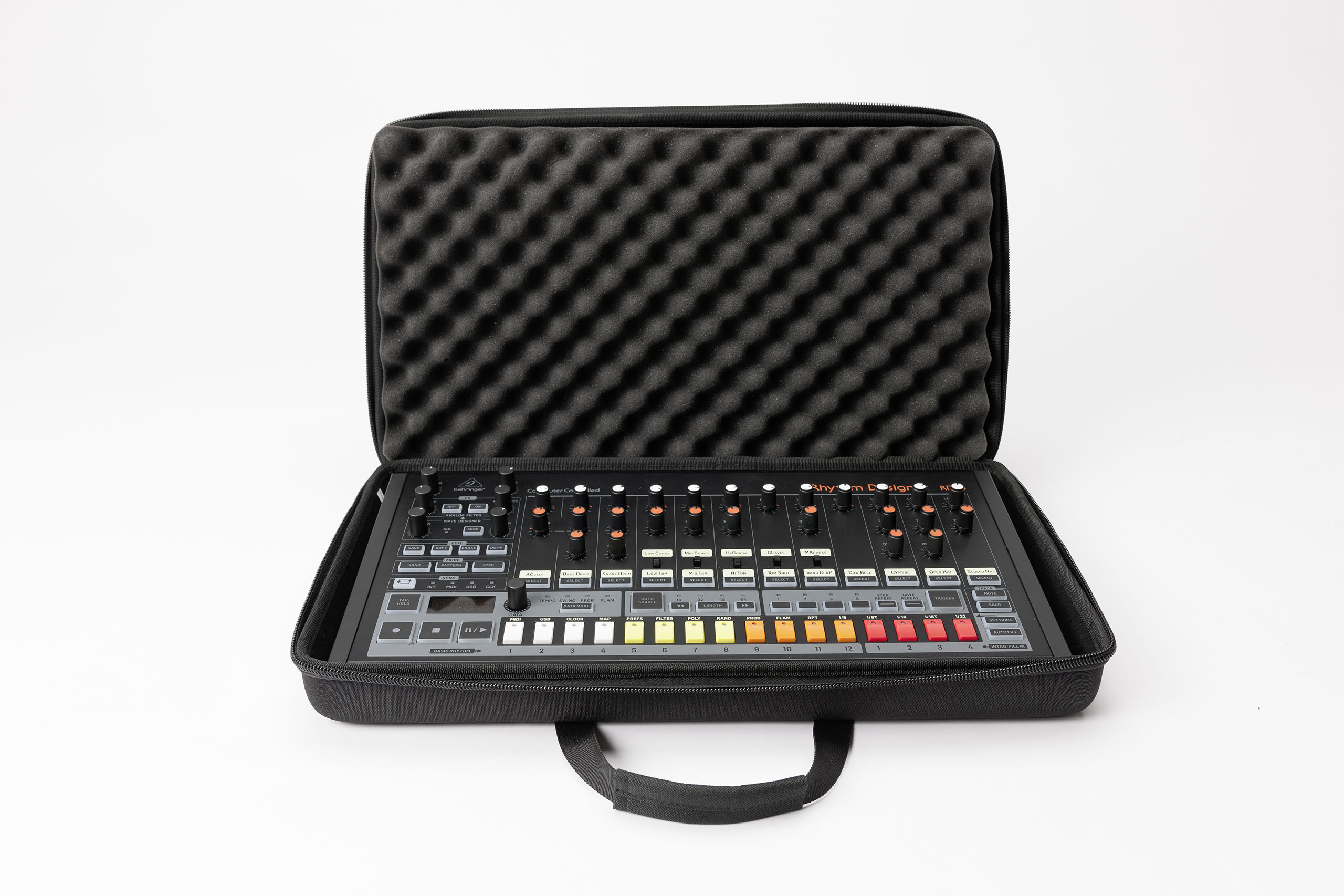 Magma CTRL Case RD-8 black/black по цене 9&nbsp;180 ₽