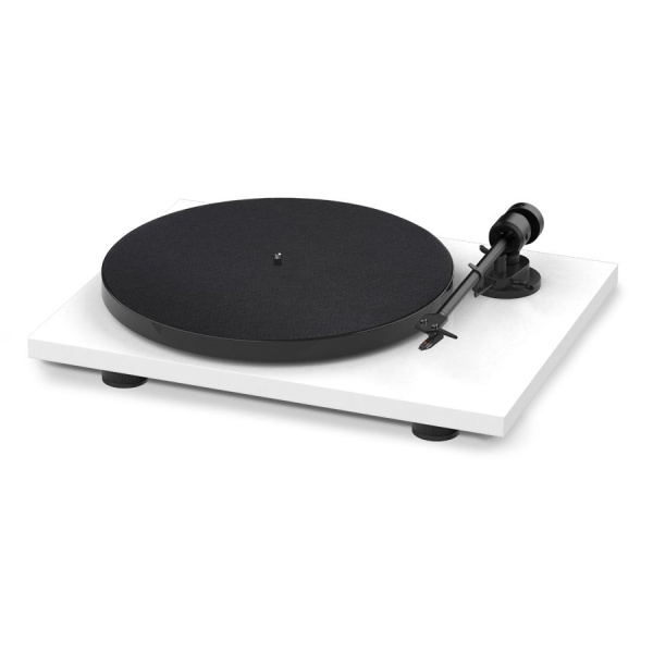 Pro-Ject E1 BT ОМ5е UNI Gloss White по цене 73&nbsp;819 ₽