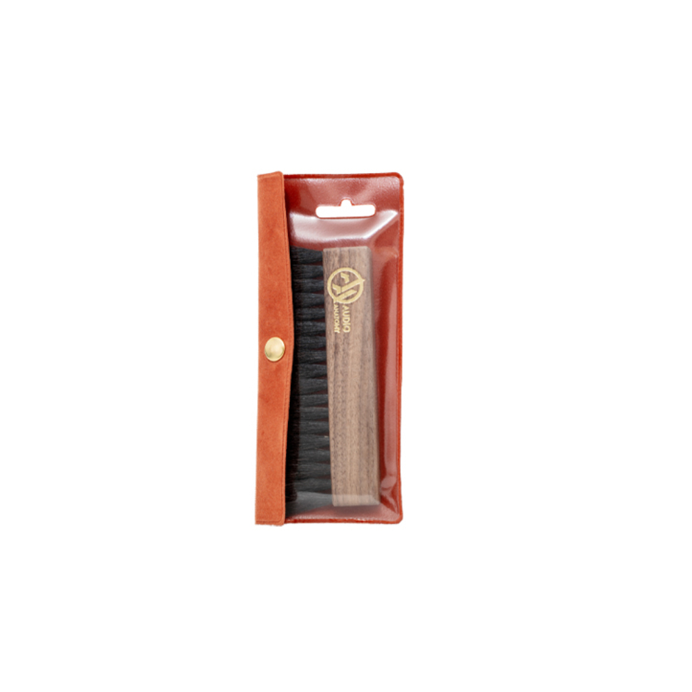 Audio Anatomy Walnut Wood Brush Natural Deluxe по цене 3&nbsp;200 ₽