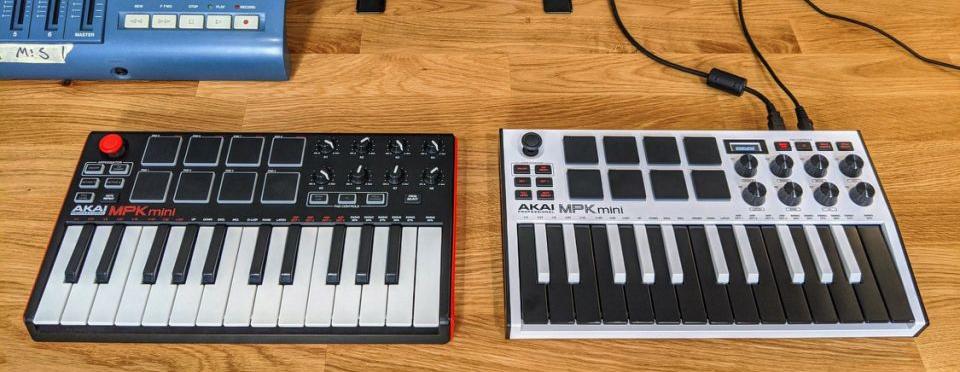 Сравнение MPK Mini mkII и MPK Mini mk3 Сравнение MPK Mini mkII и MPK Mini mk3