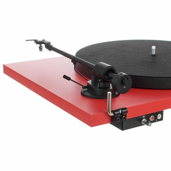 Pro-ject Primary E Phono Red OM по цене 32&nbsp;810 ₽