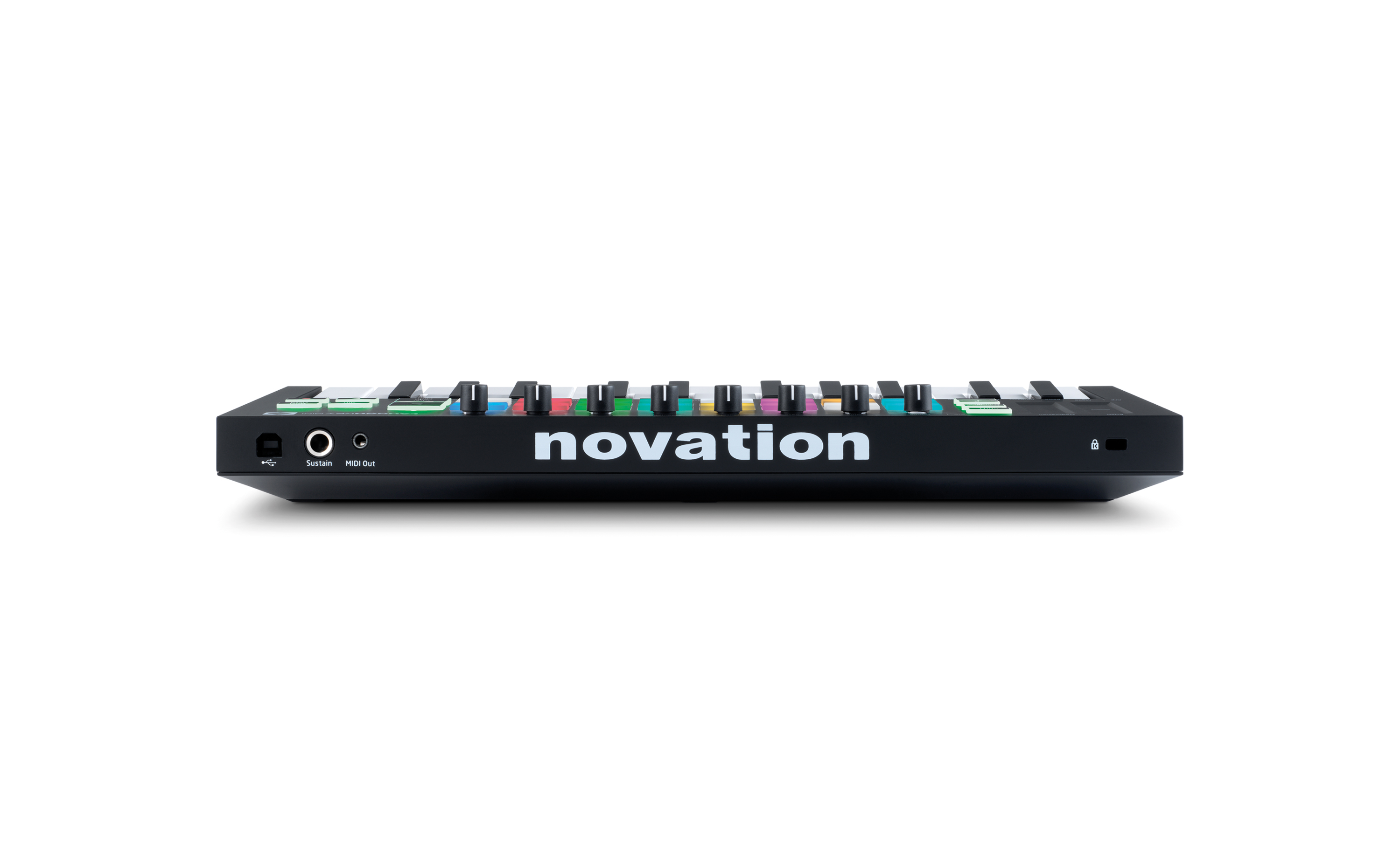 Novation LaunchKey Mini MK3 по цене 11&nbsp;280 ₽