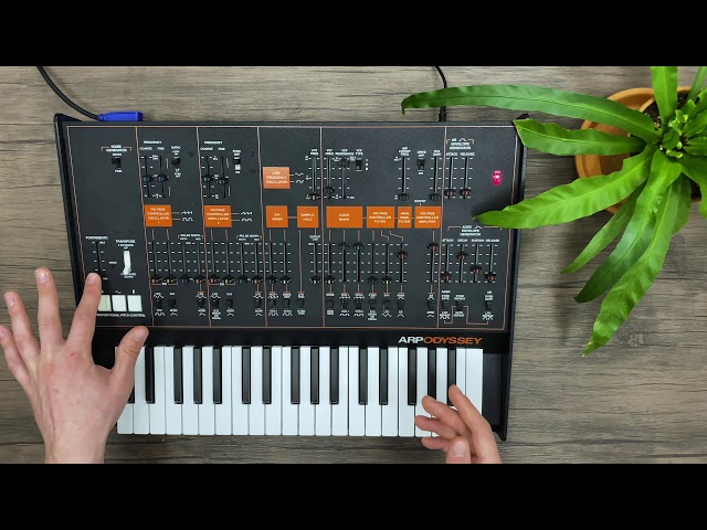 Behringer Odyssey по цене 57&nbsp;340 ₽