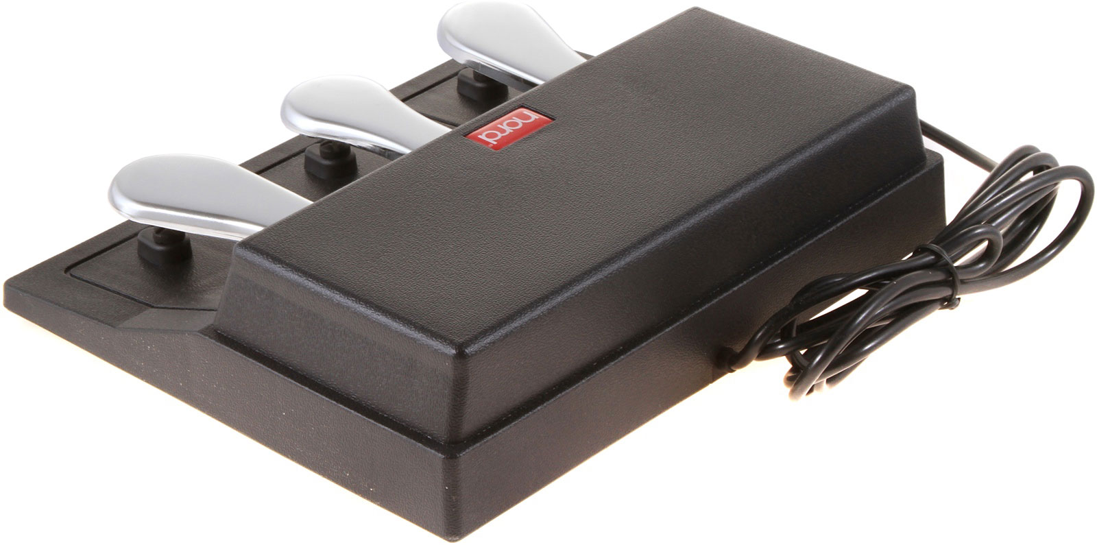 Clavia Nord Triple Pedal по цене 17&nbsp;410 ₽
