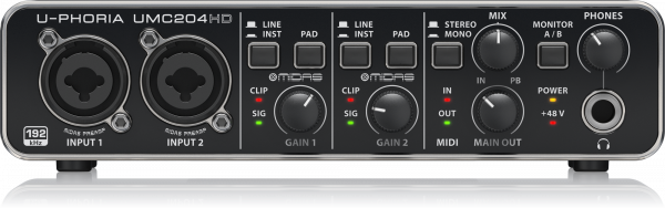 Behringer UMC204HD по цене 9&nbsp;800 ₽