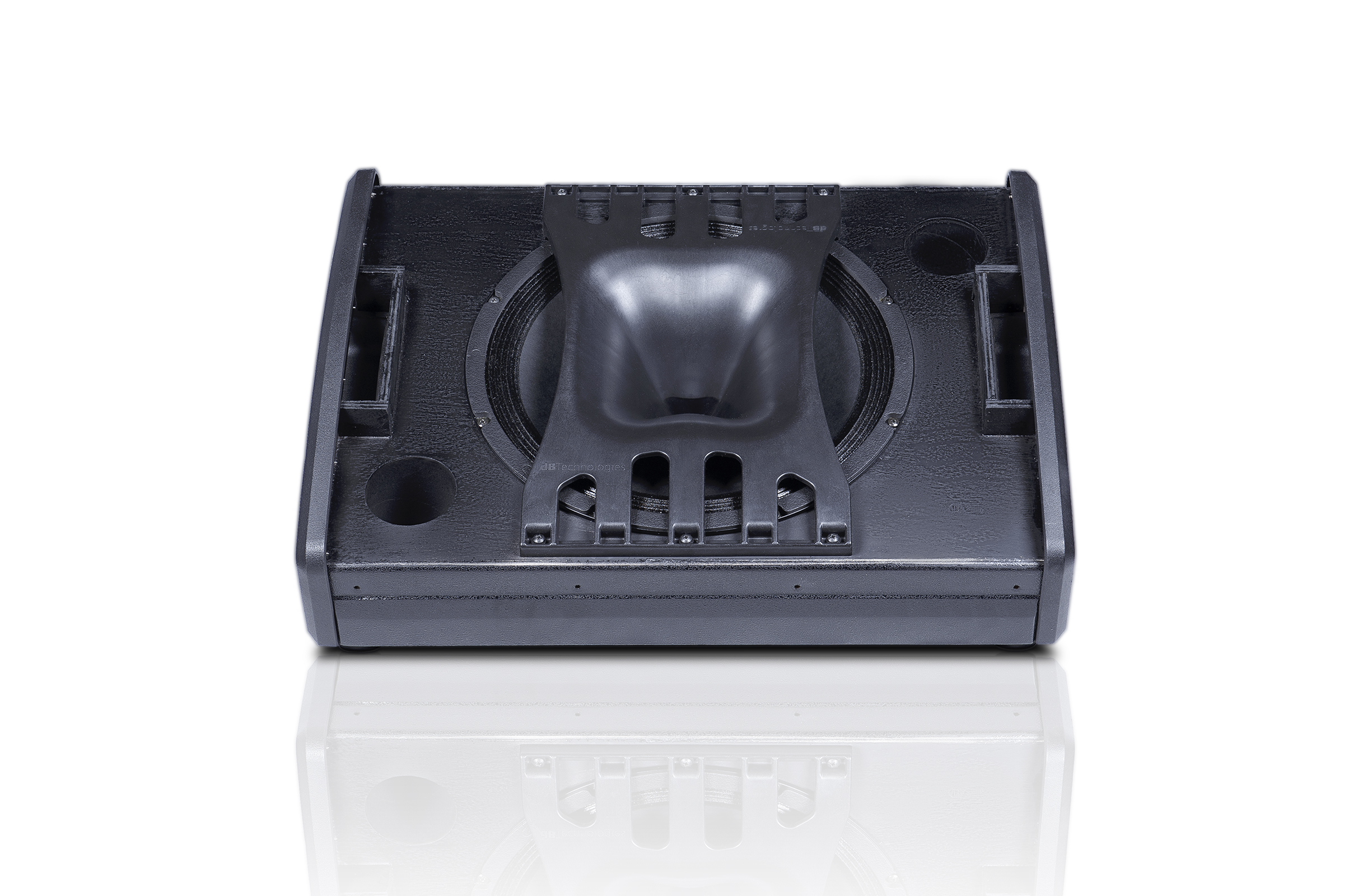 dB Technologies LVX-XM15 по цене 204&nbsp;100 ₽