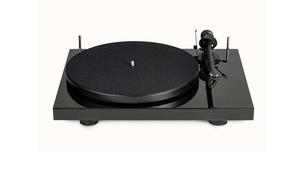 Pro-Ject Debut 3 Phono BT Piano Black OM5e по цене 46&nbsp;790 ₽
