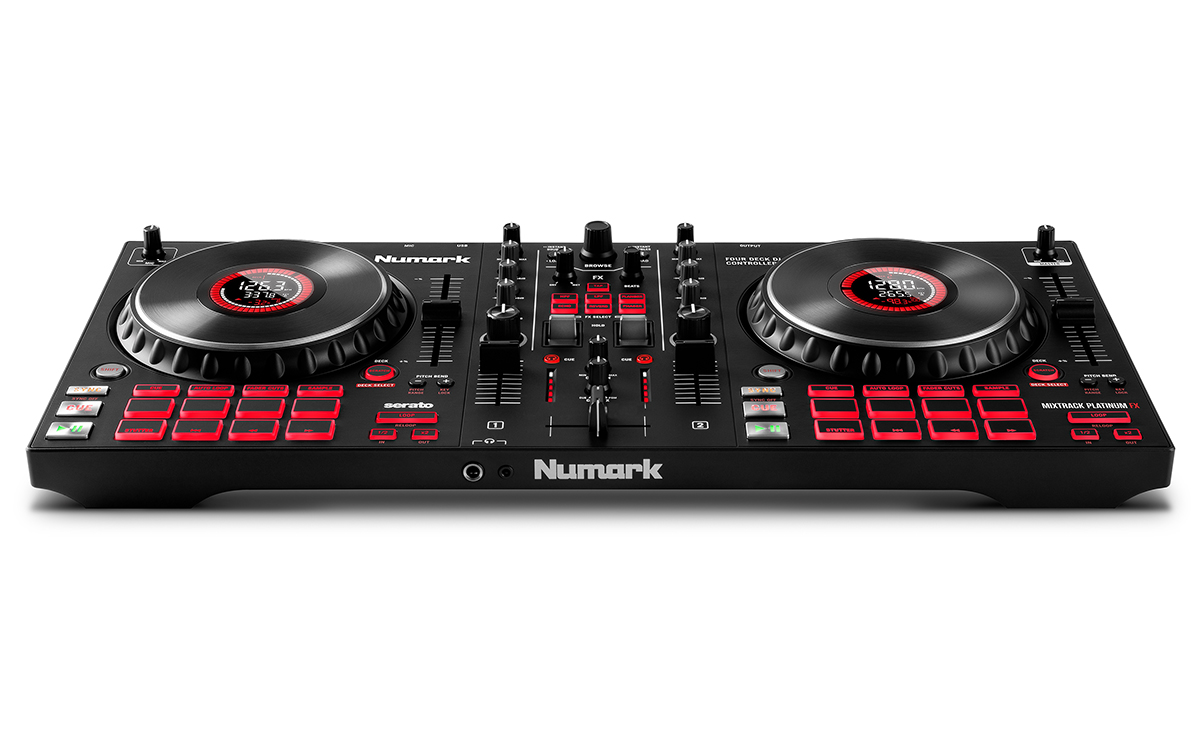 Numark Mixtrack Platinum FX по цене 45&nbsp;330 ₽