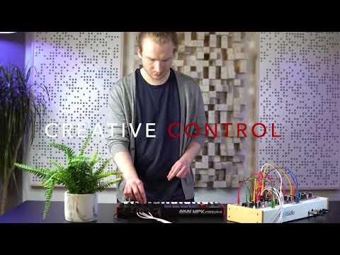 Akai Pro MPK Mini Plus по цене 15&nbsp;820 ₽