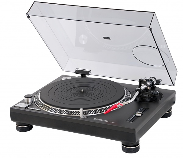 Аренда виниловых проигрывателей Technics SL-1200 MK2 (1шт.) по цене 2 500.00 ₽