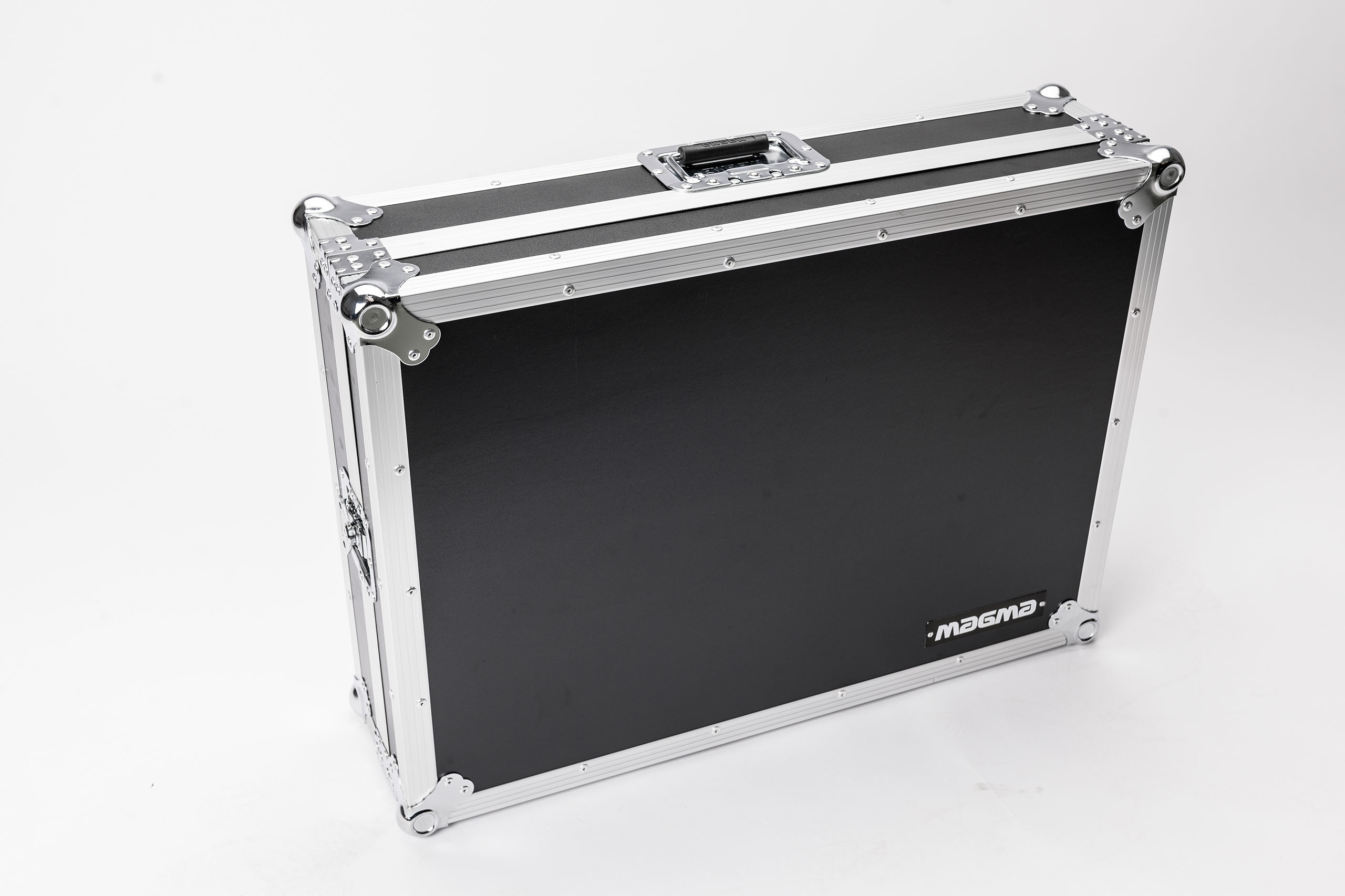 Magma DJ-Controller Case Prime 4 black/silver по цене 35&nbsp;270 ₽